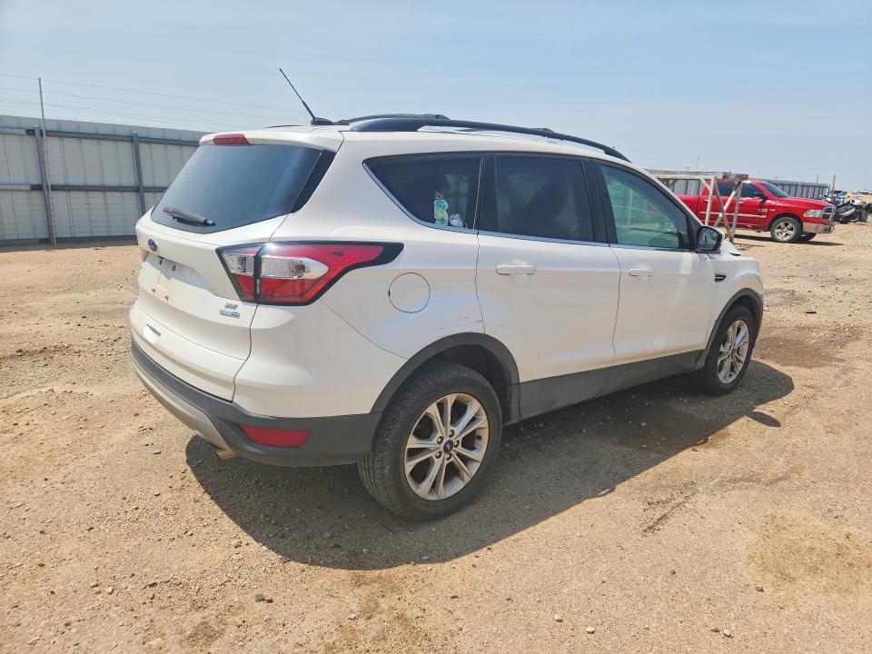 Auction sale of the 2018 Ford Escape, vin: 1FMCU9GD8JUD12362, lot number: 62639156