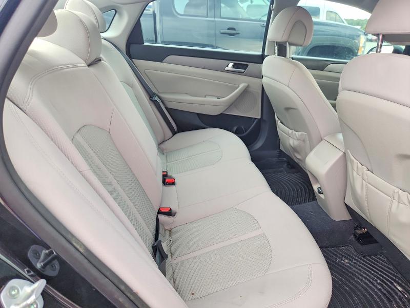 64828306 :رقم المزاد ، 5NPE24AA7FH223940 vin ، 2015 Hyundai Sonata مزاد بيع