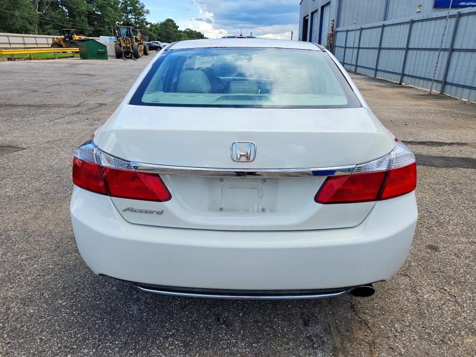 64335386 :رقم المزاد ، 1HGCR2F35FA030650 vin ، 2015 Honda Accord مزاد بيع
