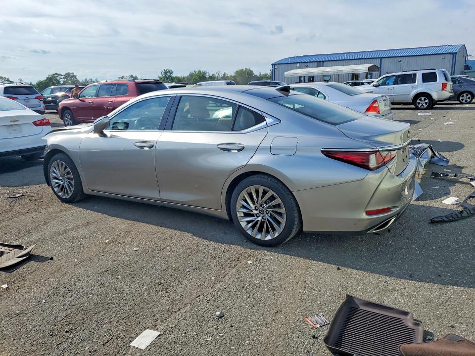64480496 :رقم المزاد ، JTHBZ1B13K2002583 vin ، 2019 Lexus Es مزاد بيع