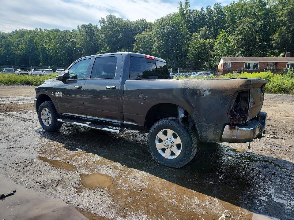61538306 :رقم المزاد ، 3C6UR5DL9EG228985 vin ، 2014 Ram 2500 مزاد بيع