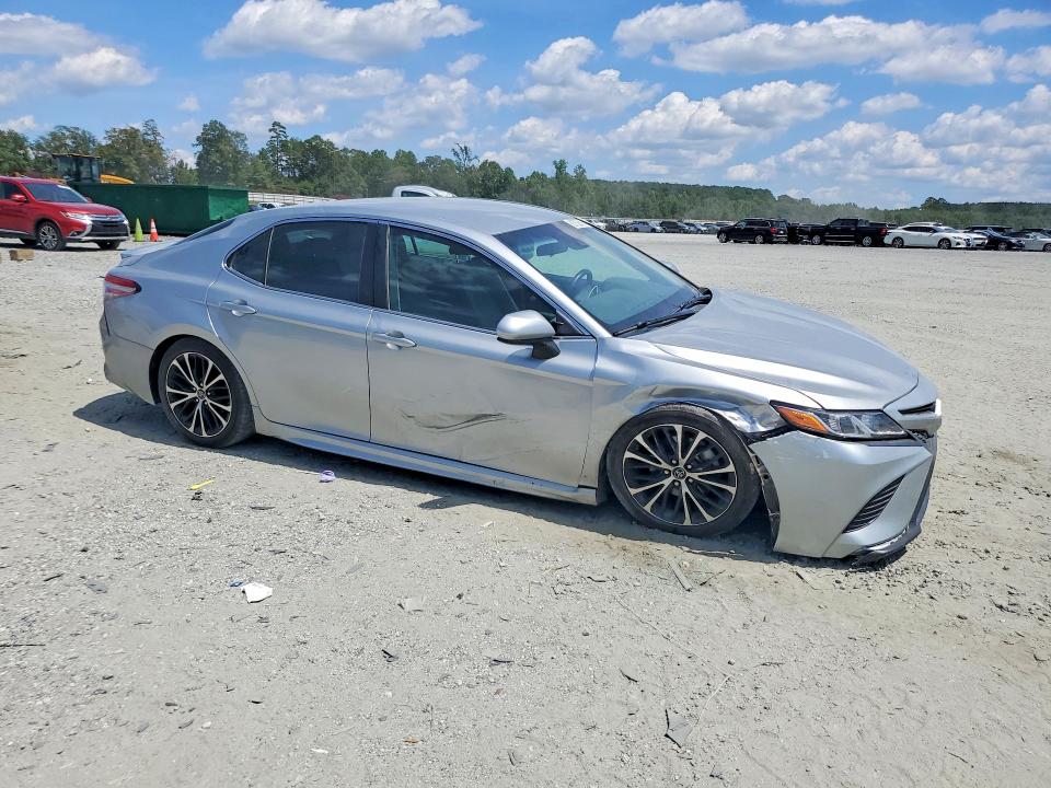 Продаж на аукціоні авто 2018 Toyota Camry, vin: 4T1B11HK6JU065104, номер лоту: 65752616