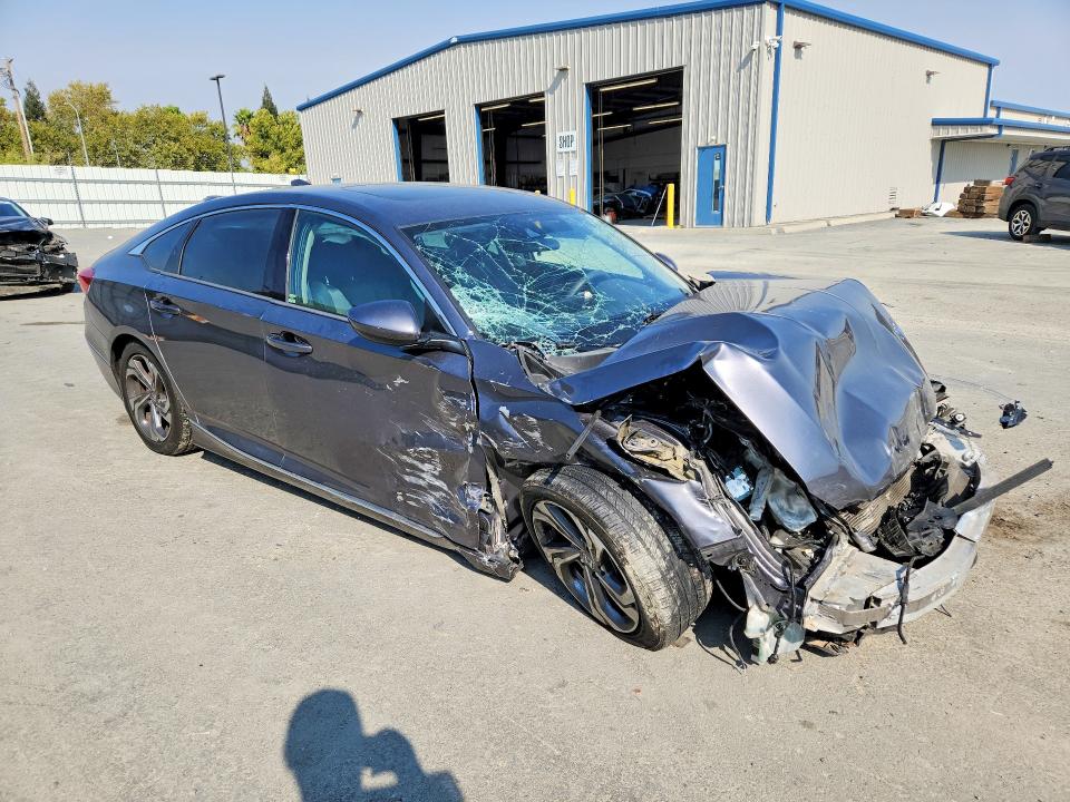 67224096 :رقم المزاد ، 1HGCV1F41KA155279 vin ، 2019 Honda Accord مزاد بيع