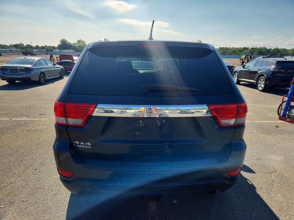 66422186 :رقم المزاد ، 1J4RR4GG3BC585420 vin ، 2011 Jeep Grand Cherokee مزاد بيع