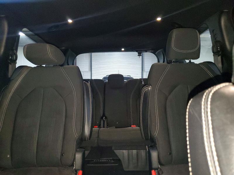 64240006 :رقم المزاد ، 2C4RC1FG6LR110036 vin ، 2020 Chrysler Pacifica مزاد بيع
