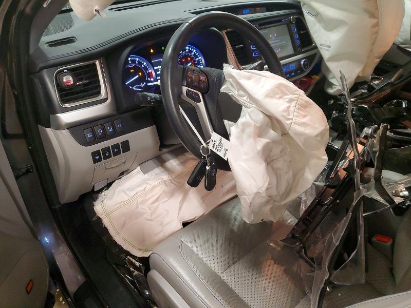 2019 Toyota Highlander მანქანა იყიდება აუქციონზე, vin: 5TDDZRFH0KS991726, აუქციონის ნომერი: 64056606