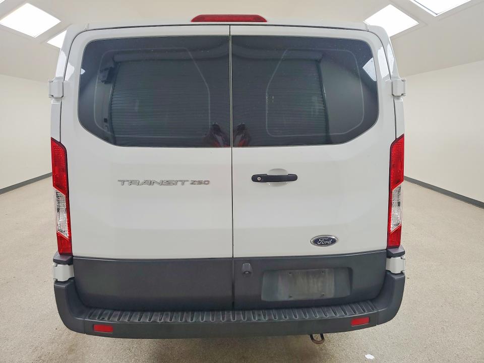 Продажа на аукционе авто 2020 Ford Transit, vin: 1FTBR1Y82LKB13813, номер лота: 64798726