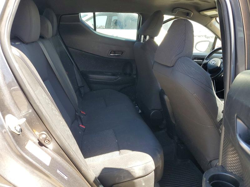 64331856 :رقم المزاد ، NMTKHMBX1JR037817 vin ، 2018 Toyota C-hr مزاد بيع