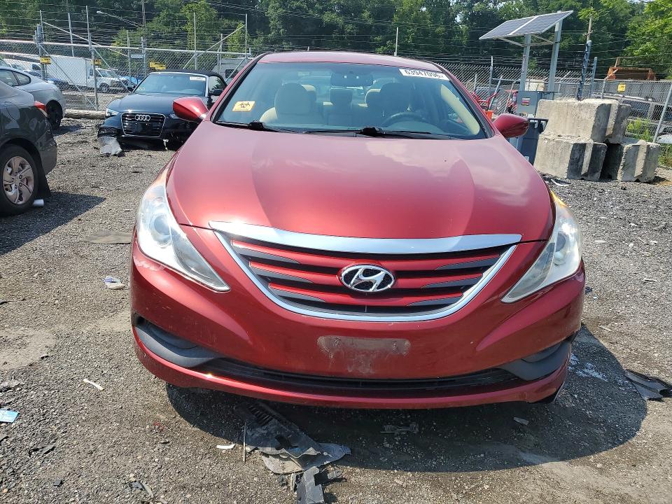 Продажа на аукционе авто 2014 Hyundai Sonata, vin: 5NPEB4AC2EH944831, номер лота: 63947096