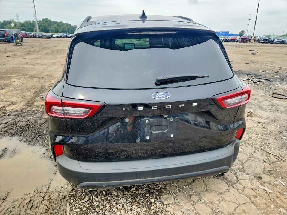63399696 :رقم المزاد ، 1FMCU0MN1TUA10195 vin ، 2026 Ford Escape مزاد بيع