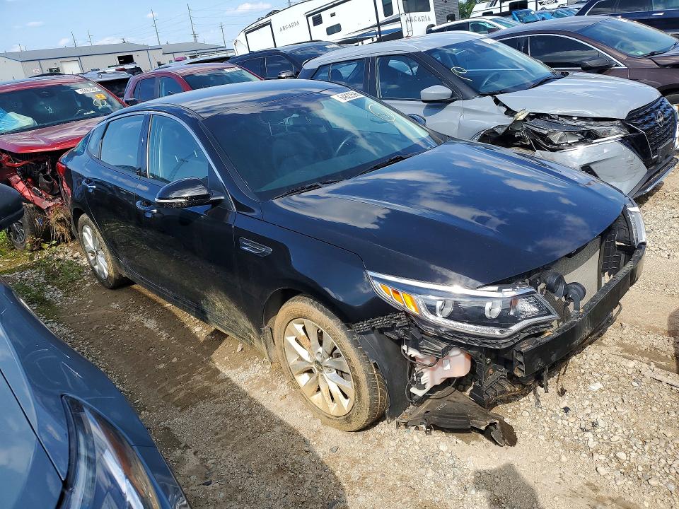 Продаж на аукціоні авто 2017 Kia Optima, vin: 5XXGU4L33HG153448, номер лоту: 64822596
