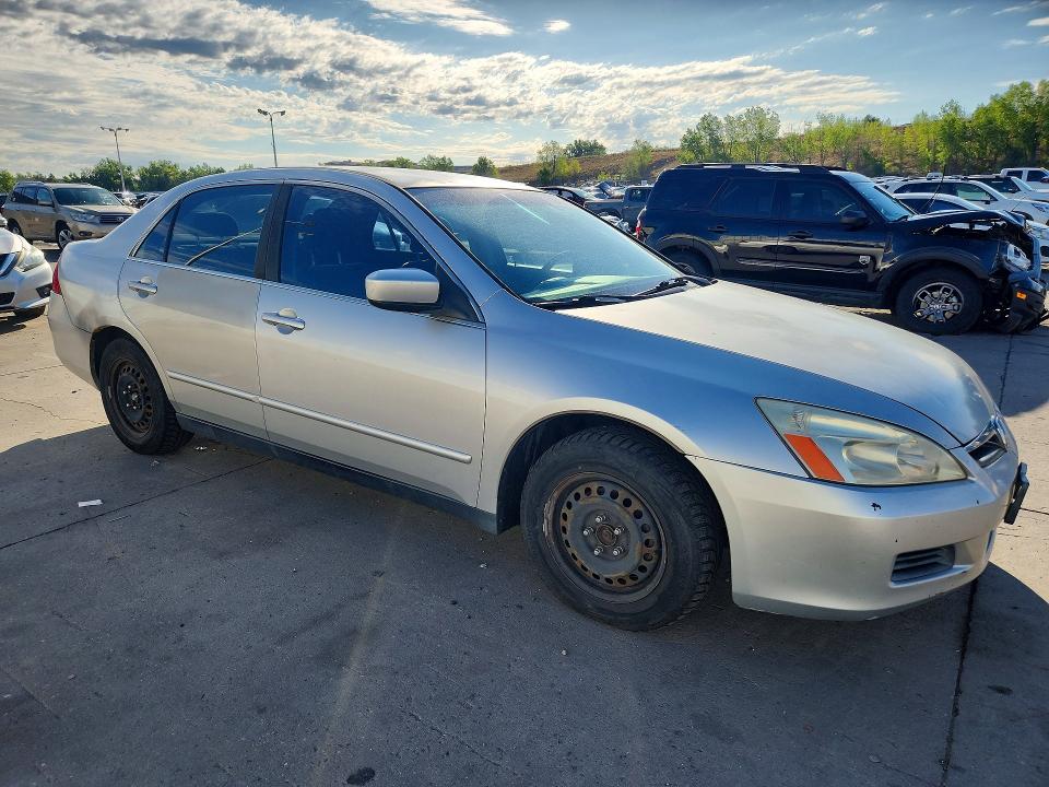61043756 :رقم المزاد ، JHMCM56477C004384 vin ، 2007 Honda Accord مزاد بيع
