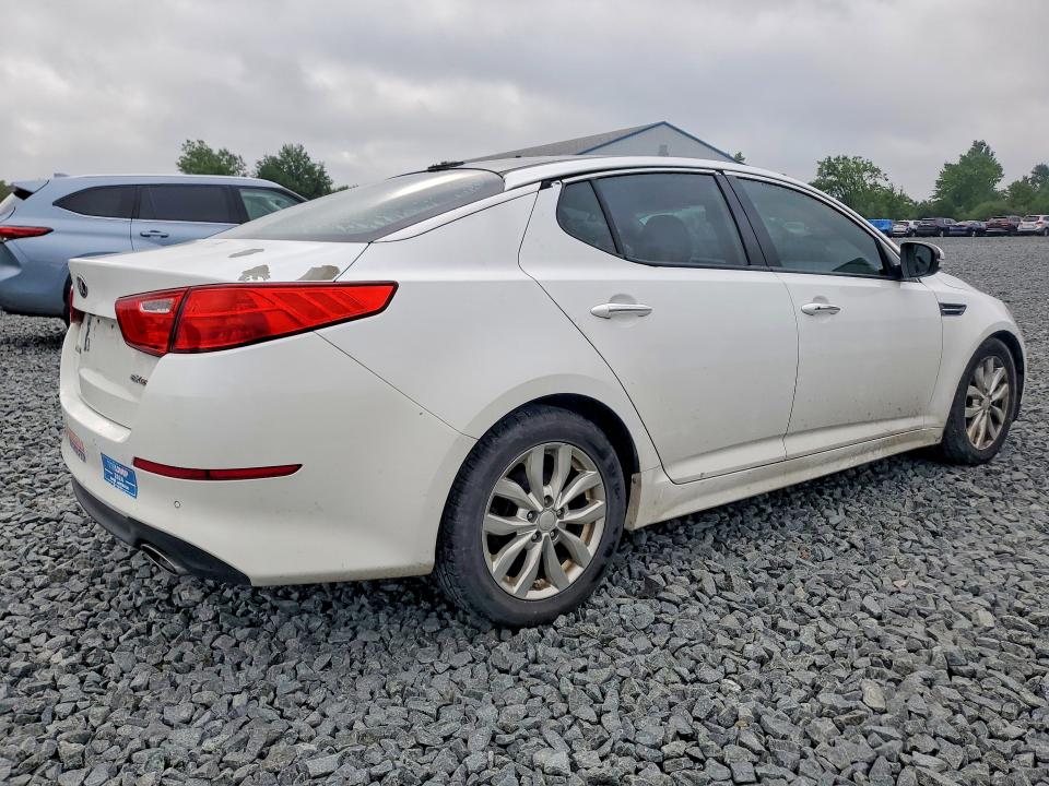 2015 Kia Optima მანქანა იყიდება აუქციონზე, vin: 5XXGN4A70FG455408, აუქციონის ნომერი: 64440136
