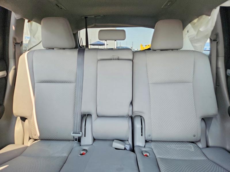 Продаж на аукціоні авто 2015 Toyota Highlander, vin: 5TDBKRFH9FS171551, номер лоту: 65725856
