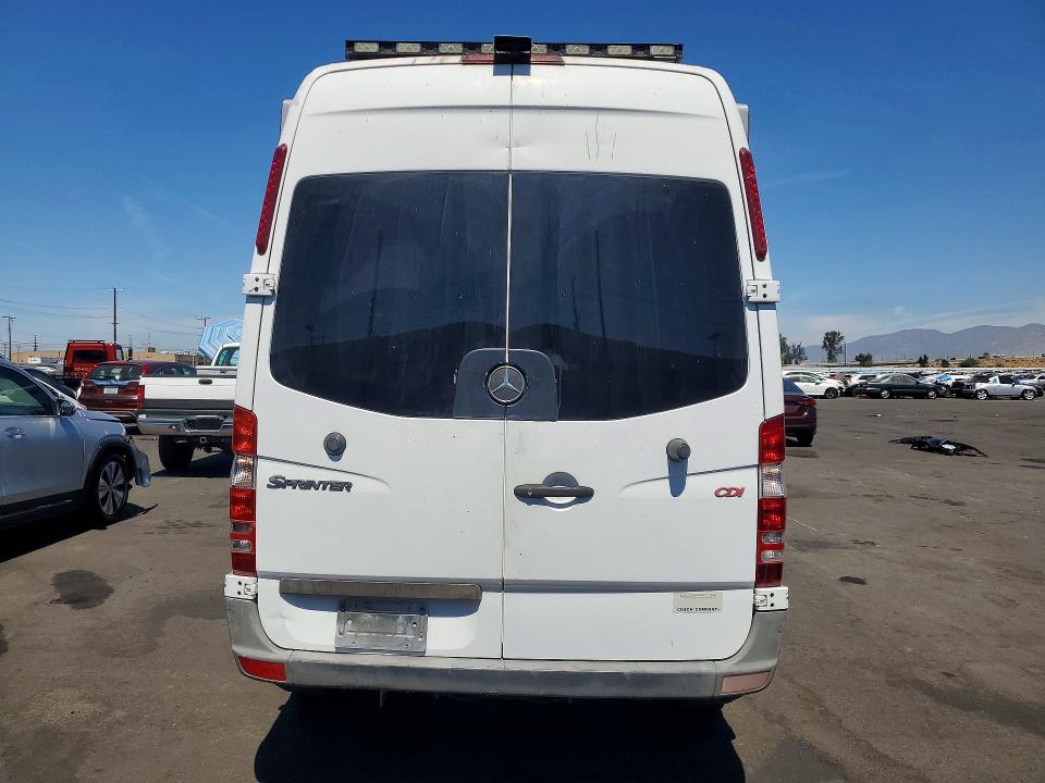 2010 Mercedes-benz Sprinter მანქანა იყიდება აუქციონზე, vin: WD3PE7CC7A5462486, აუქციონის ნომერი: 65202796