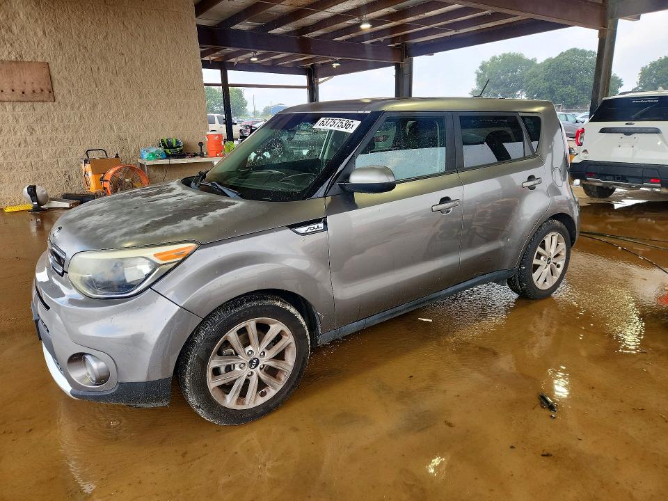 63757536 :رقم المزاد ، KNDJP3A50J7541019 vin ، 2018 Kia Soul مزاد بيع