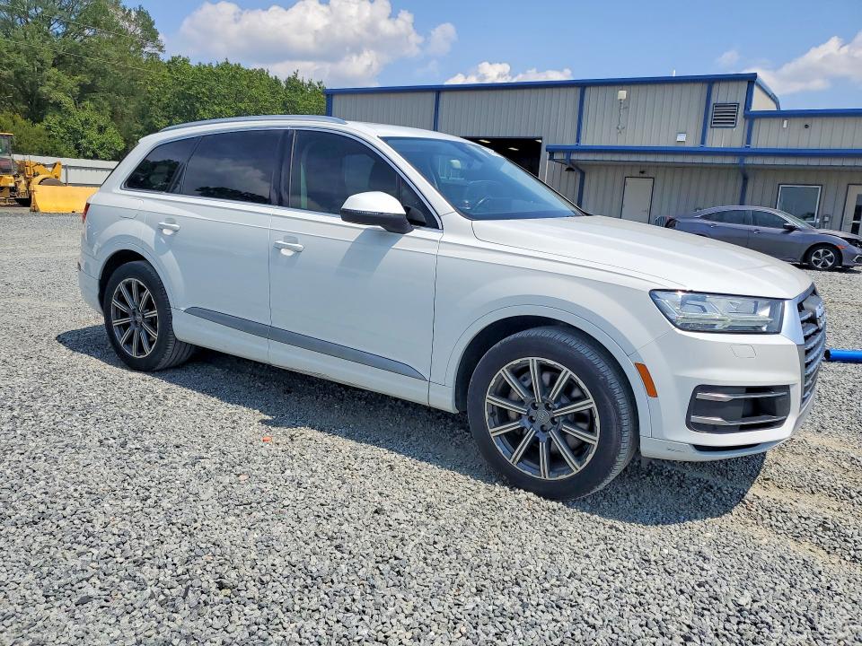 Продажа на аукционе авто 2017 Audi Q7, vin: WA1LAAF7XHD005001, номер лота: 66910446