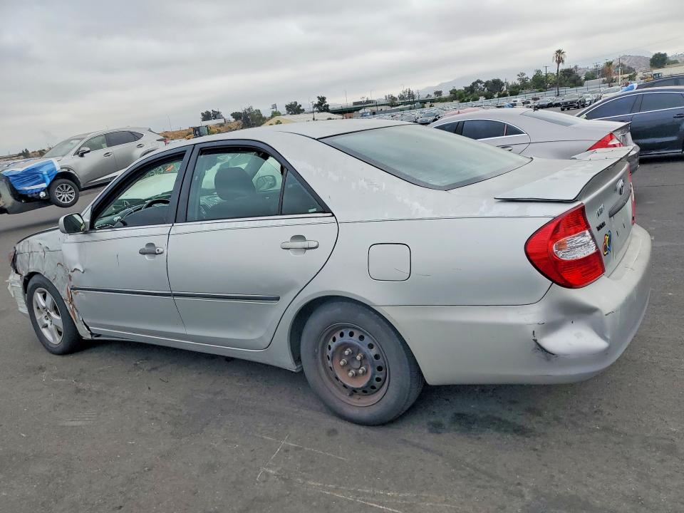 2003 Toyota Camry მანქანა იყიდება აუქციონზე, vin: 4T1BF32K13U550002, აუქციონის ნომერი: 64151866
