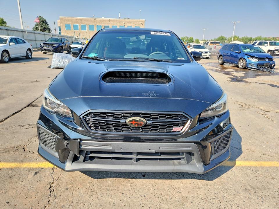 63904216 :رقم المزاد ، JF1VA2M6XJ9820909 vin ، 2018 Subaru Wrx مزاد بيع
