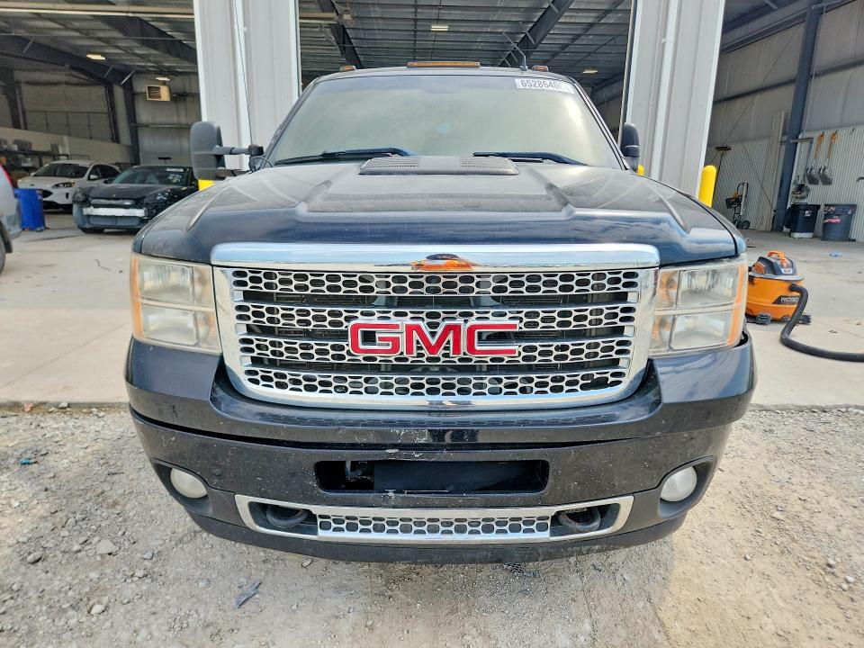 2013 Gmc Sierra მანქანა იყიდება აუქციონზე, vin: 1GT426C85DF140709, აუქციონის ნომერი: 65286406