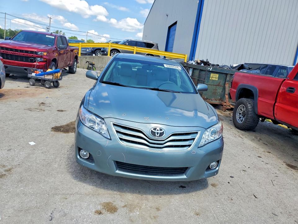 2011 Toyota Camry მანქანა იყიდება აუქციონზე, vin: 4T4BF3EK9BR107404, აუქციონის ნომერი: 63008336