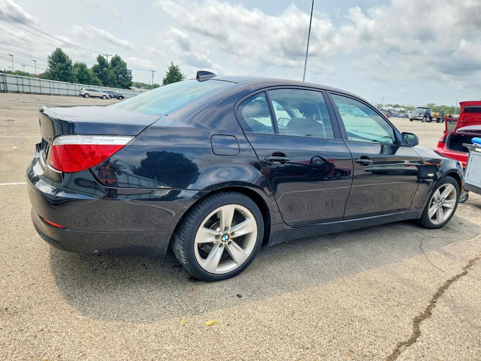 Продажа на аукционе авто 2009 Bmw 528, vin: WBANV13529C154853, номер лота: 64479096