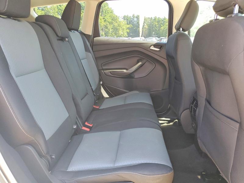 64095036 :رقم المزاد ، 1FMCU0GD5JUB29044 vin ، 2018 Ford Escape مزاد بيع