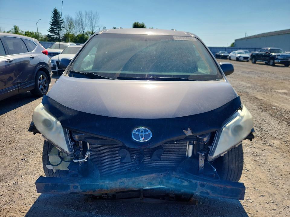 2012 Toyota Sienna მანქანა იყიდება აუქციონზე, vin: 5TDZK3DC8CS199212, აუქციონის ნომერი: 63026066