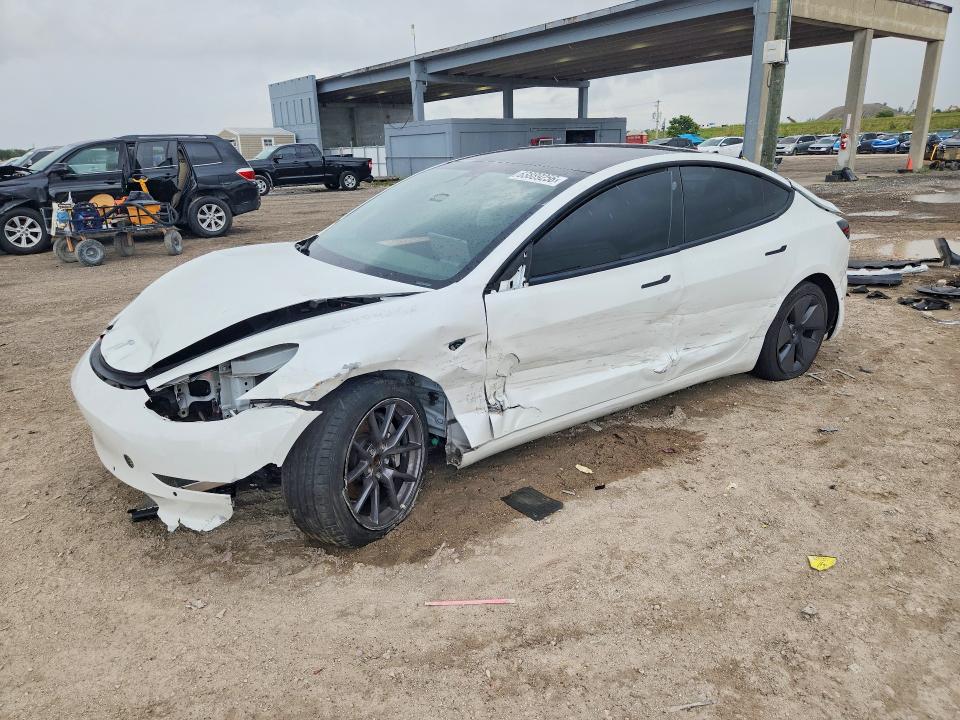 Продажа на аукционе авто 2021 Tesla Model 3, vin: 5YJ3E1EA6MF092213, номер лота: 63889256