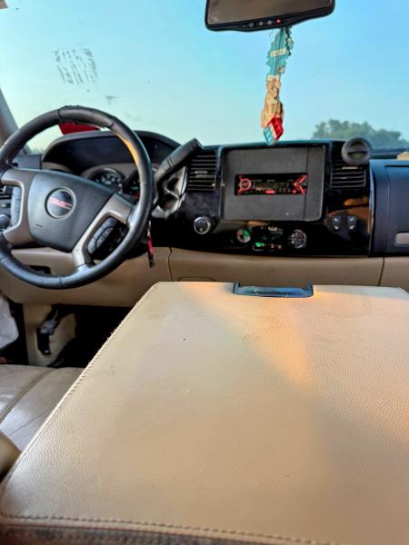 2011 Gmc Sierra მანქანა იყიდება აუქციონზე, vin: 1GT220C81BZ381621, აუქციონის ნომერი: 64438666