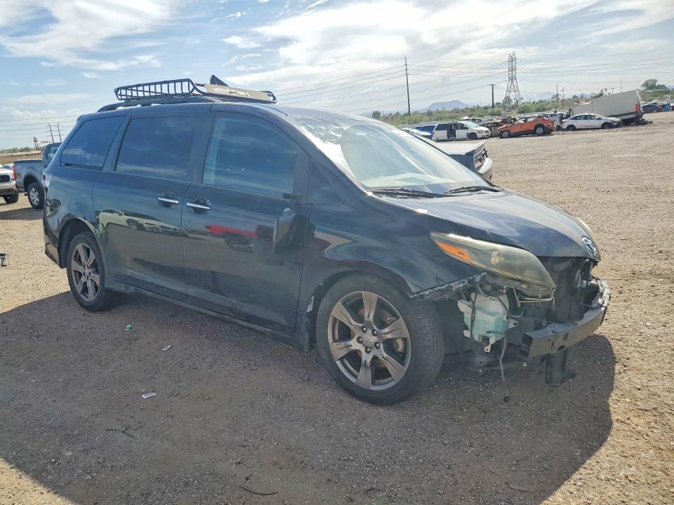 2017 Toyota Sienna მანქანა იყიდება აუქციონზე, vin: 5TDXZ3DC8HS821303, აუქციონის ნომერი: 66451346
