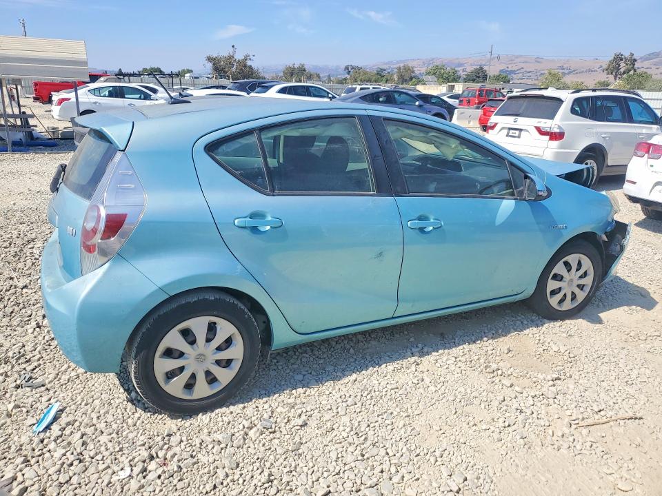 Продажа на аукционе авто 2013 Toyota Prius C, vin: JTDKDTB33D1054799, номер лота: 65128226