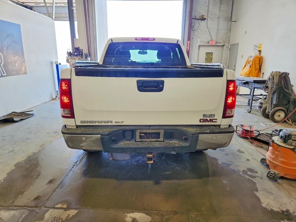 65369536 :رقم المزاد ، 3GTP2WE35BG209005 vin ، 2011 Gmc Sierra مزاد بيع