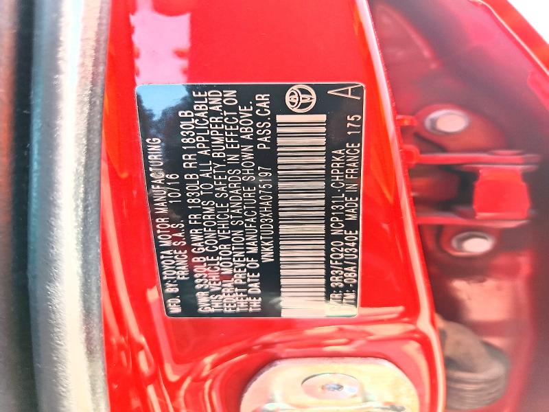63937686 :رقم المزاد ، VNKKTUD3XHA075197 vin ، 2017 Toyota Yaris مزاد بيع
