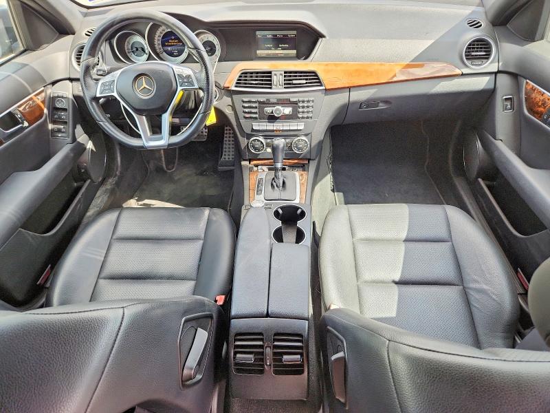 Продажа на аукционе авто 2014 Mercedes-benz C, vin: WDDGF4HB8EG237608, номер лота: 64930866