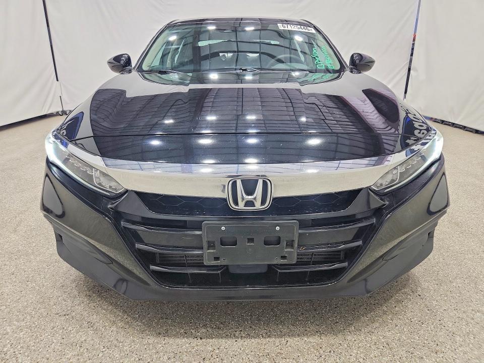 2018 Honda Accord მანქანა იყიდება აუქციონზე, vin: 1HGCV1F10JA221003, აუქციონის ნომერი: 67125446