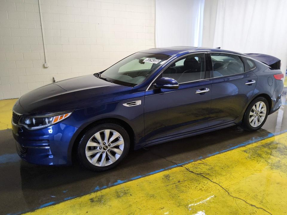 Продаж на аукціоні авто 2016 Kia Optima, vin: 5XXGU4L39GG093982, номер лоту: 65294326