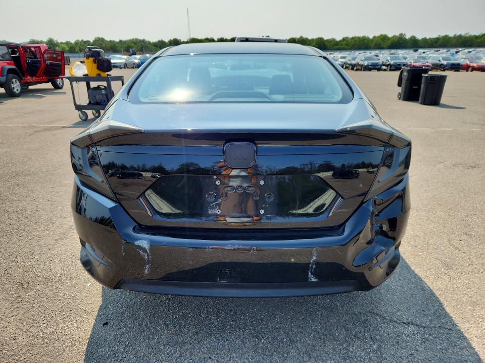 Продаж на аукціоні авто 2018 Honda Civic, vin: 2HGFC2F56JH574598, номер лоту: 64892486