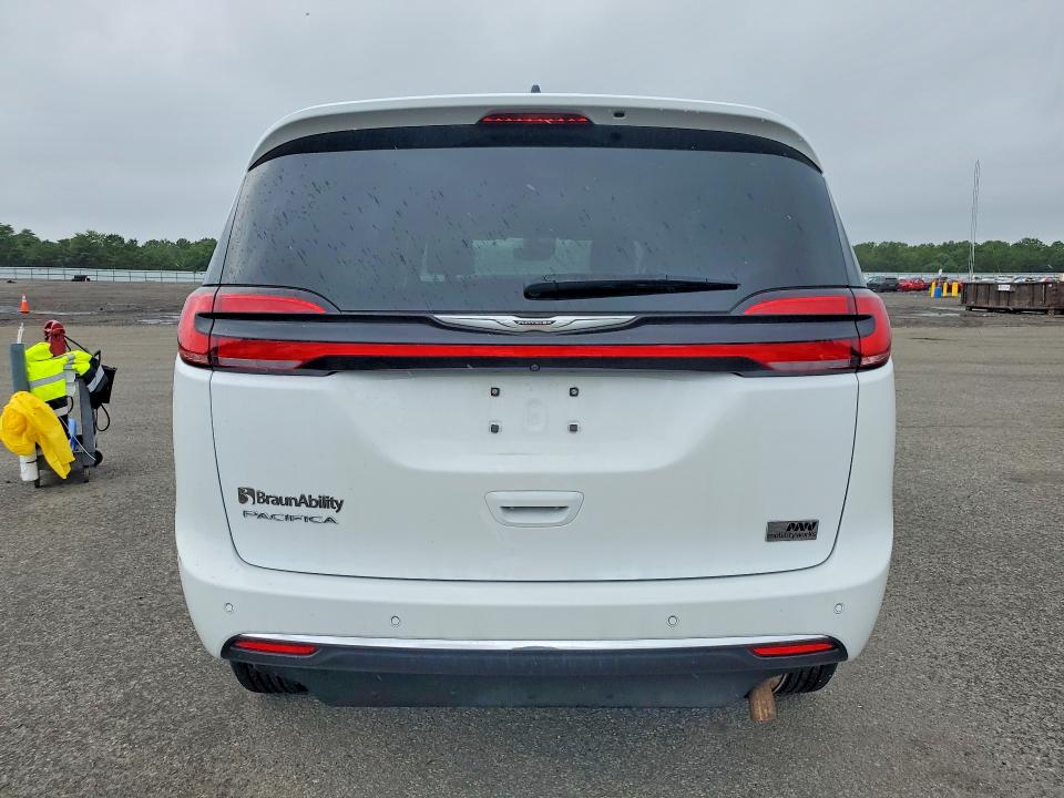 Продажа на аукционе авто 2025 Chrysler Pacifica, vin: 2C4RC1BG1SR562352, номер лота: 63350276