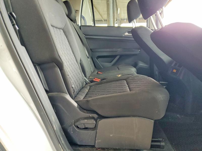 67034176 :رقم المزاد ، 1V2AP2CA9KC589629 vin ، 2019 Volkswagen Atlas مزاد بيع