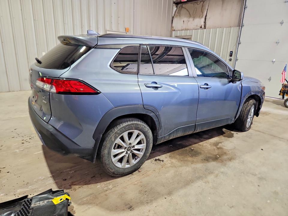 57321386 :رقم المزاد ، 7MUCAABG0PV046192 vin ، 2023 Toyota Corolla Cross مزاد بيع
