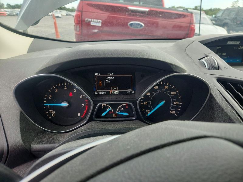 Продажа на аукционе авто 2017 Ford Escape, vin: 1FMCU9GD1HUC48000, номер лота: 63931136