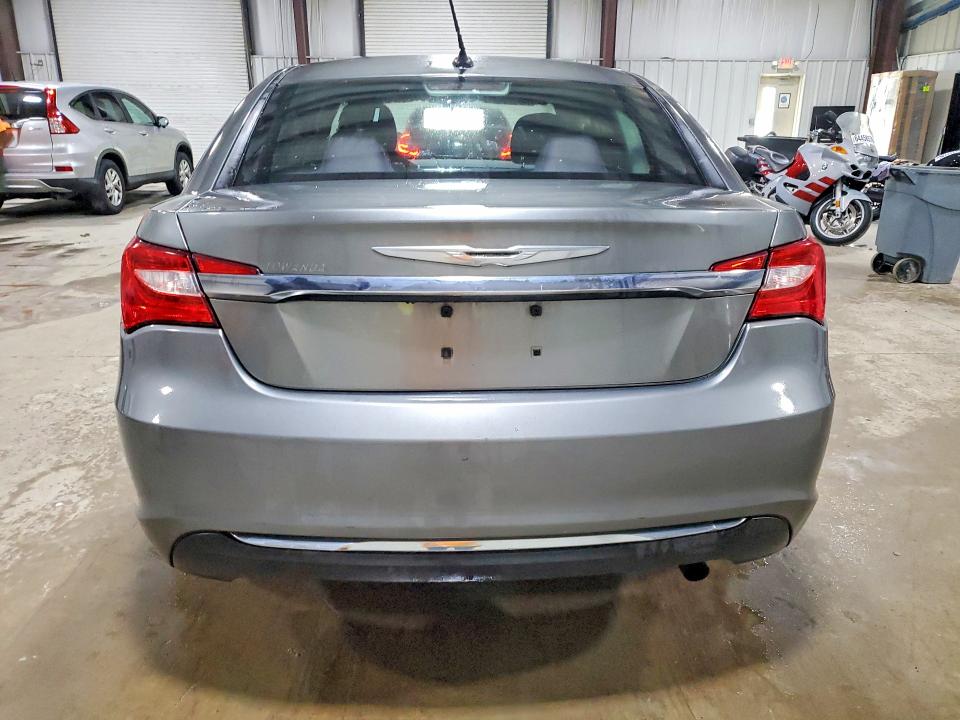 Aukcja sprzedaży 2013 Chrysler 200, vin: 1C3CCBBB2DN583912, numer aukcji: 64300436
