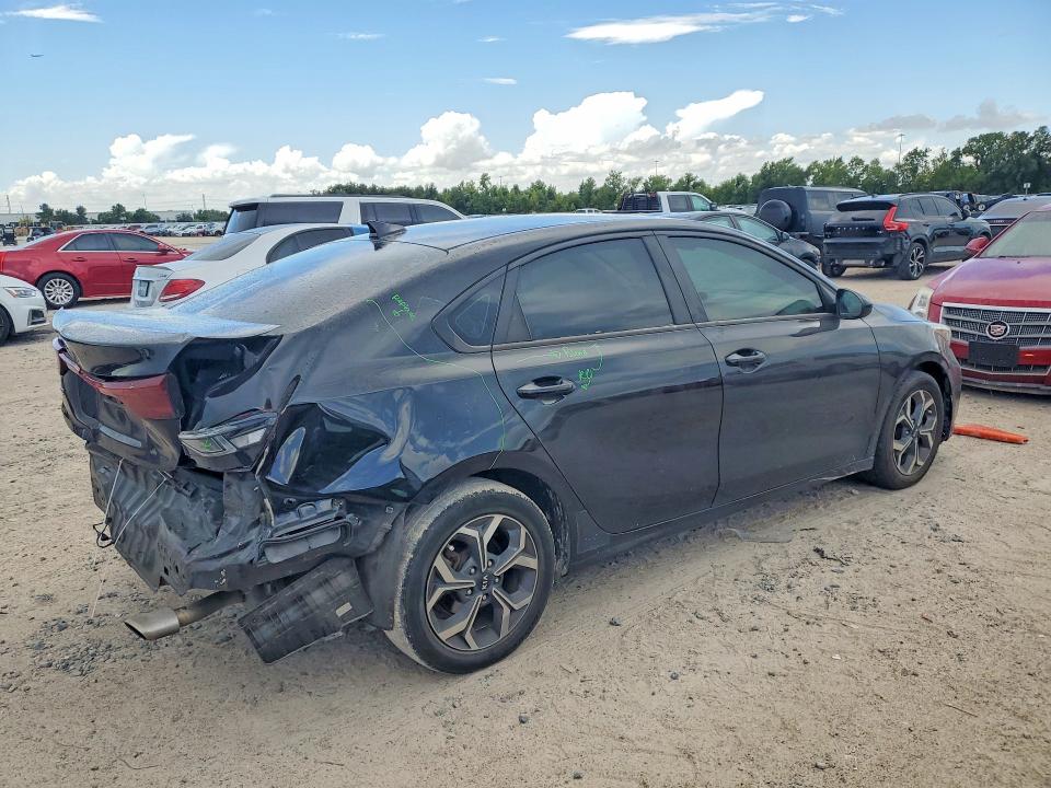 Продажа на аукционе авто 2021 Kia Forte, vin: 3KPF24AD6ME300734, номер лота: 65008516