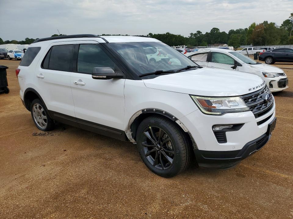 Продажа на аукционе авто 2018 Ford Explorer, vin: 1FM5K7D84JGB07114, номер лота: 65989036