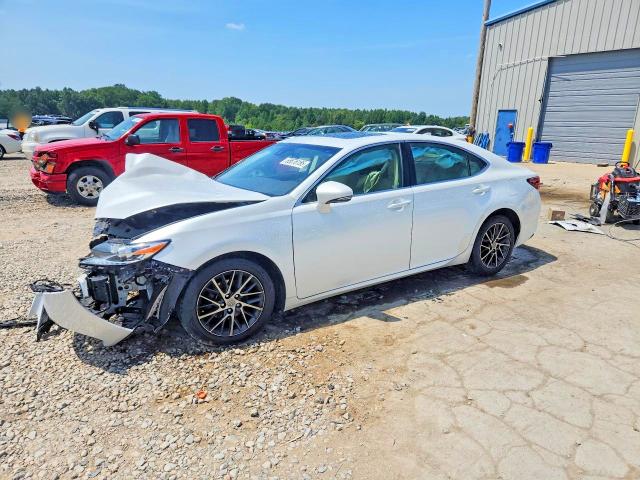 2017 Lexus Es მანქანა იყიდება აუქციონზე, vin: JTHBK1GG8H2252136, აუქციონის ნომერი: 65676186