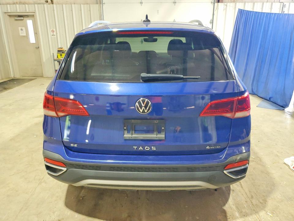 63788036 :رقم المزاد ، 3VVPX7B22NM021973 vin ، 2022 Volkswagen Taos مزاد بيع