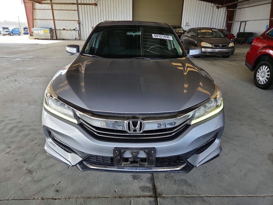 Продажа на аукционе авто 2017 Honda Accord, vin: 1HGCR2F7XHA151809, номер лота: 64121456
