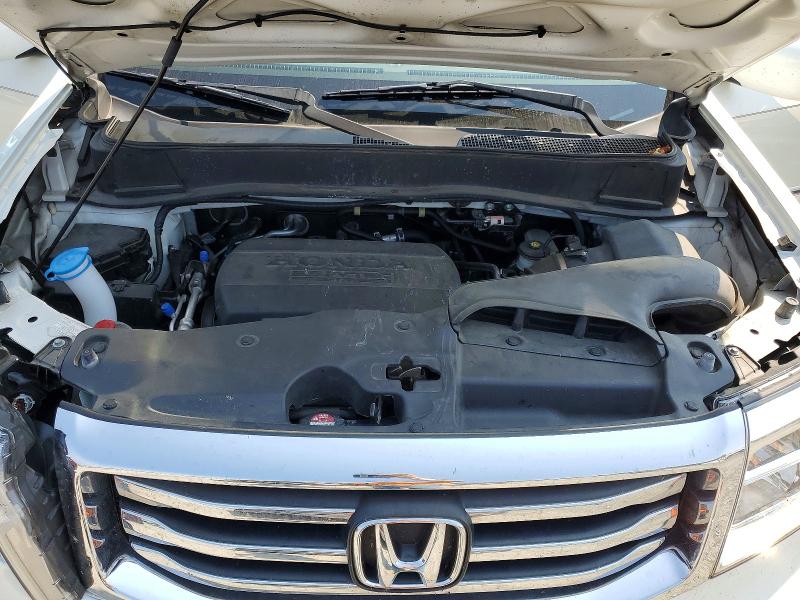 63753726 :رقم المزاد ، 5FNYF4H93FB014934 vin ، 2015 Honda Pilot مزاد بيع