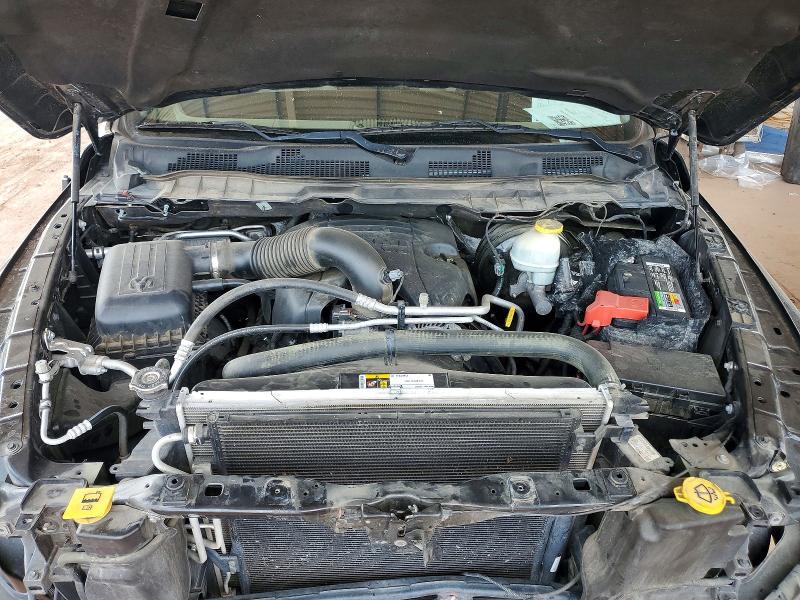 63584506 :رقم المزاد ، 1C6RR7PT7JS129341 vin ، 2018 Ram 1500 مزاد بيع